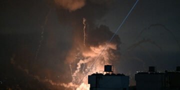 Ізраїль вдарив по штаб-квартирі розвідки “Хезболли” в Бейруті та по складах зі зброєю
