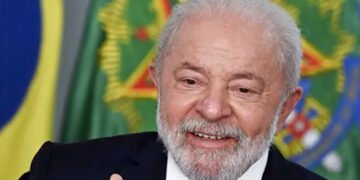 Президент Бразилії вдарився головою і скасував поїздку до РФ на саміт БРІКС