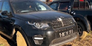 Вкрадений у Лондоні Land Rover несподівано знайшовся за 8000 км – в російському Іркутську. ВІДЕО