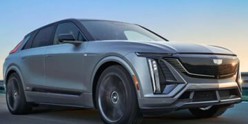 Стильний і потужний: Cadillac показав новий спортивний електрокросовер. ВІДЕО