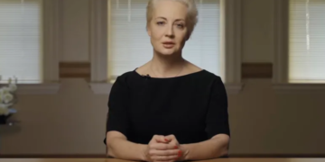 Навальна заявила, що балотуватиметься у президенти, якщо повернеться до Росії