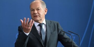 Шольц хоче посередництва Індії у політичному урегулюванні війни в Україні