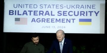 Байден обсудил с Зеленским новый пакет помощи Украине