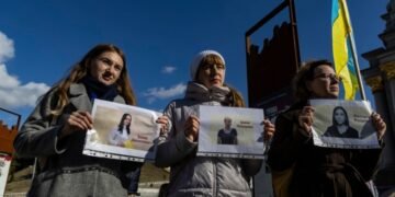 Украина расследует смерть журналистки Виктории Рощиной в российской тюрьме