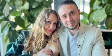 Тарас Тополя відреагував на чутки про розлучення з дружиною: “У нас дуже насичене сексуальне життя”