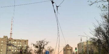 Атака БПЛА: в Киеве возникло несколько пожаров. ФОТО