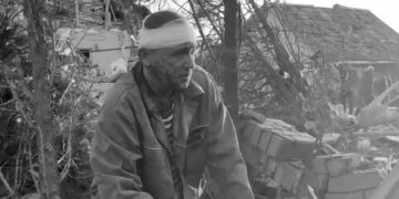 “Спочатку я розкопав дитину, потім підійшли хлопці й дістали дружину”: жахливі наслідки удару по Запоріжжю. ВІДЕО