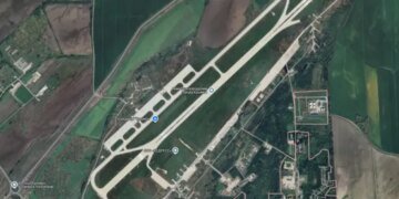Беспилотники два часа атаковали аэродром Крымск в РФ: подробности ночной операции. ВИДЕО