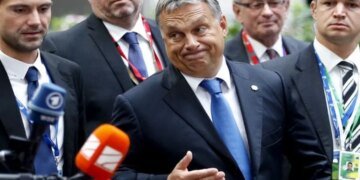 Выборы на носу: Орбан наплевал на “рекомендации” друга Трампа