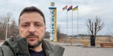 Зеленский приехал на передовую от Покровска до Купянска. ВИДЕО