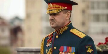 “Вечно синий”, – в Z-каналах “зрада” из-за назначения нового командующего ГВ “Восток”