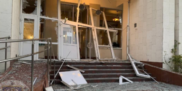 У Києві виникло кілька пожеж через падіння уламків БпЛА — КМВА