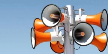 Посольство Італії призупиняє роботу через загрозу обстрілу