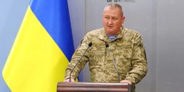 Генерал-майор ЗСУ Дмитро Марченко, який керував обороною Миколаєва на початку повномасштабного вторгнення, йде з армії