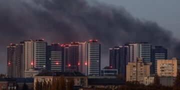 Киев подвергся восьмичасовой атаке российских беспилотников