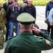 Призывникам начали рассылать уведомления о запрете выезда из РФ
