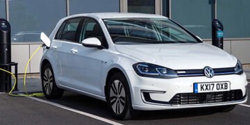 Повернення легенди: Volkswagen і Rivian створять електричний Golf