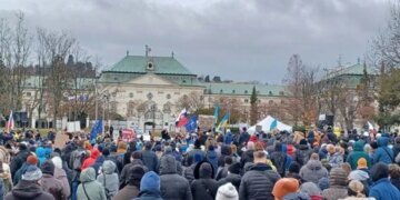 В Братиславе начались протестыпротив Фицо