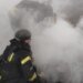 Обстріл Покровська: рятувальники борються з вогнем під загрозою життя