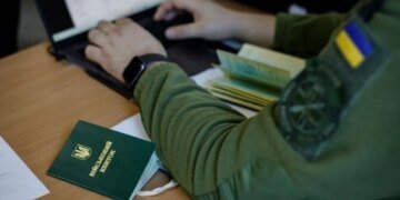 Правительство разрешило забронировать от мобилизации еще одну категорию украинцев