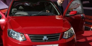 В РФ появились в продаже машины из Ирана: россияне в шоке. ВИДЕО