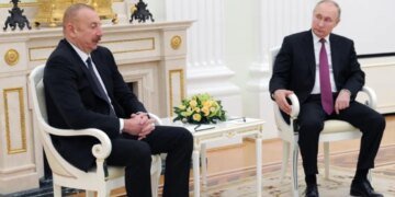 Путин нервничает и названивает Алиеву из-за катастрофы азербайджанского самолета