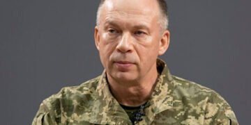 “Загартовані в десятирічній війні”: Сирський привітав військових із Днем Збройних сил України