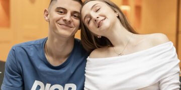 Гравець збірної України з футболу Віталій Миколенко вперше стане батьком