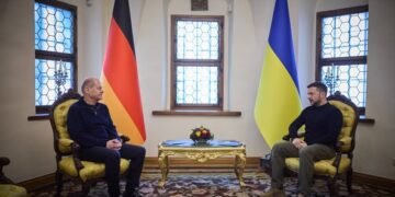 Шольц та Зеленський розмовляли тет-а-тет близько 2,5 годин замість запланованих 30 хвилин – Spiegel