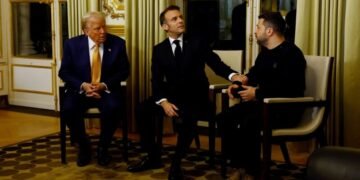 Зеленский поблагодарил Трампа за «твердую решимость» завершить войну