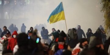 Украина осудила власти Грузии за применение силы против мирных демонстрантов