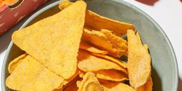 Не їжте це, щоб не облисіти: продукти, які провокують випадіння волосся