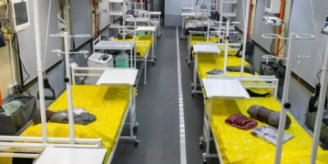 “Укрзалізниця” сформувала медичний поїзд з реанімацією, генераторами та ШВЛ