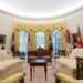 Трамп повернув кнопку для виклику офіціанта з дієтичною кока-колою в Овальному кабінеті