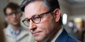 Инаугурация Трампа под угрозой: республиканцы подводят своего президента