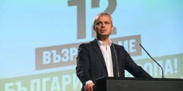 Покусанный Путиным болгарский политик требует отдать Одесскую область