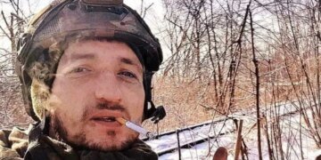 Почему десантник остался один: нашелся напарник погибшего в рукопашной с якутом бойца ВСУ. ВИДЕО