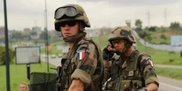 Во Франции прошли тайные военные учения: армия готовилась ко второй битве за Киев