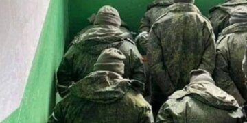 ВСУ взяли в плен семь оккпантов, которых напугала “Баба Яга”. ВИДЕО