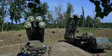 РФ прицелилась С-400 на  французский самолет в Балтийском море: Париж раскрыл детали