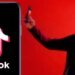TikTok прекратил существование в США, но это не точно: что происходит с соцсетью