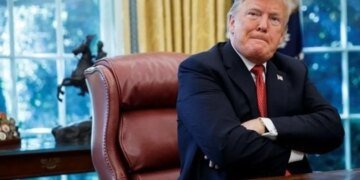Трамп начнет менять конституционный порядок: немецкий дипломат предупредил об угрозе для США
