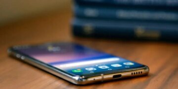 Кабмін дозволив військовополоненим телефонні дзвінки