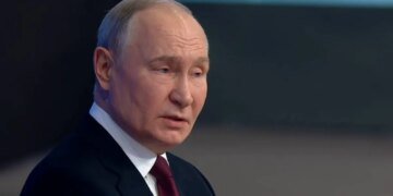 Тонкие дипломатические игры не для него: Путин выболтал свои планы по Украине