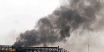 Через п’ять діб: у РФ заявили про ліквідацію “відкритого горіння” на нафтобазі в Енгельсі