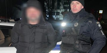 Кривава драма у Дніпрі: чоловік через ревнощі застрелив свого суперника