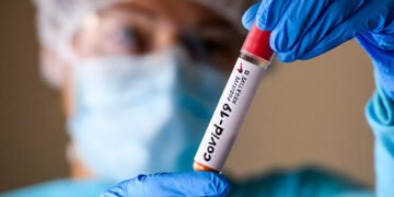 У Києві лютують COVID і грип: число хворих росте