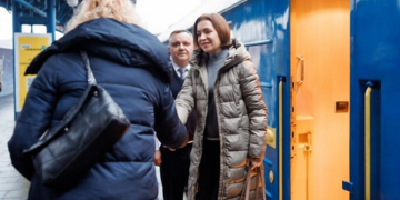 Мая Санду прибула з візитом до Києва
