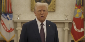 Трамп: США надали Україні $350 мільярдів, але “ніхто не знає, де ці гроші”
