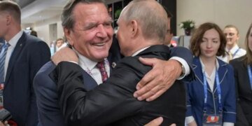 Друг Путина после допросов слег в больницу: что произошло